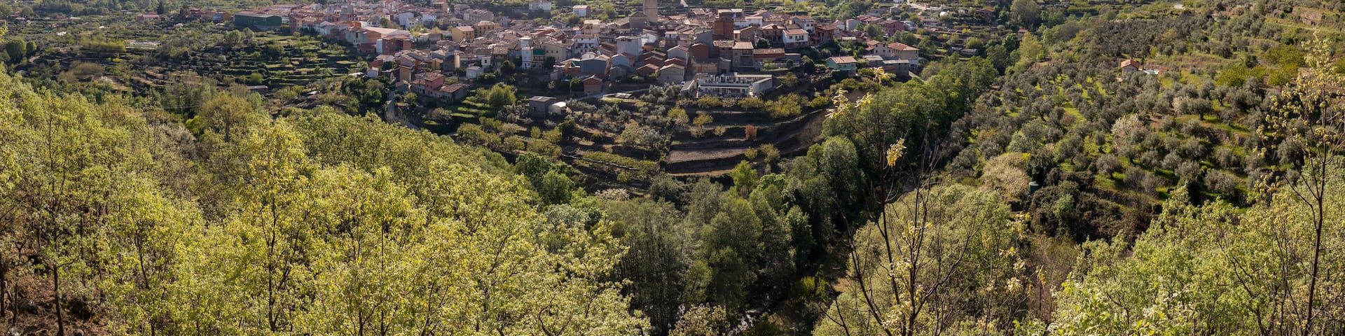 Panoramic view of Garganta la Olla, a town in La Vera, Extremadura, Spain.