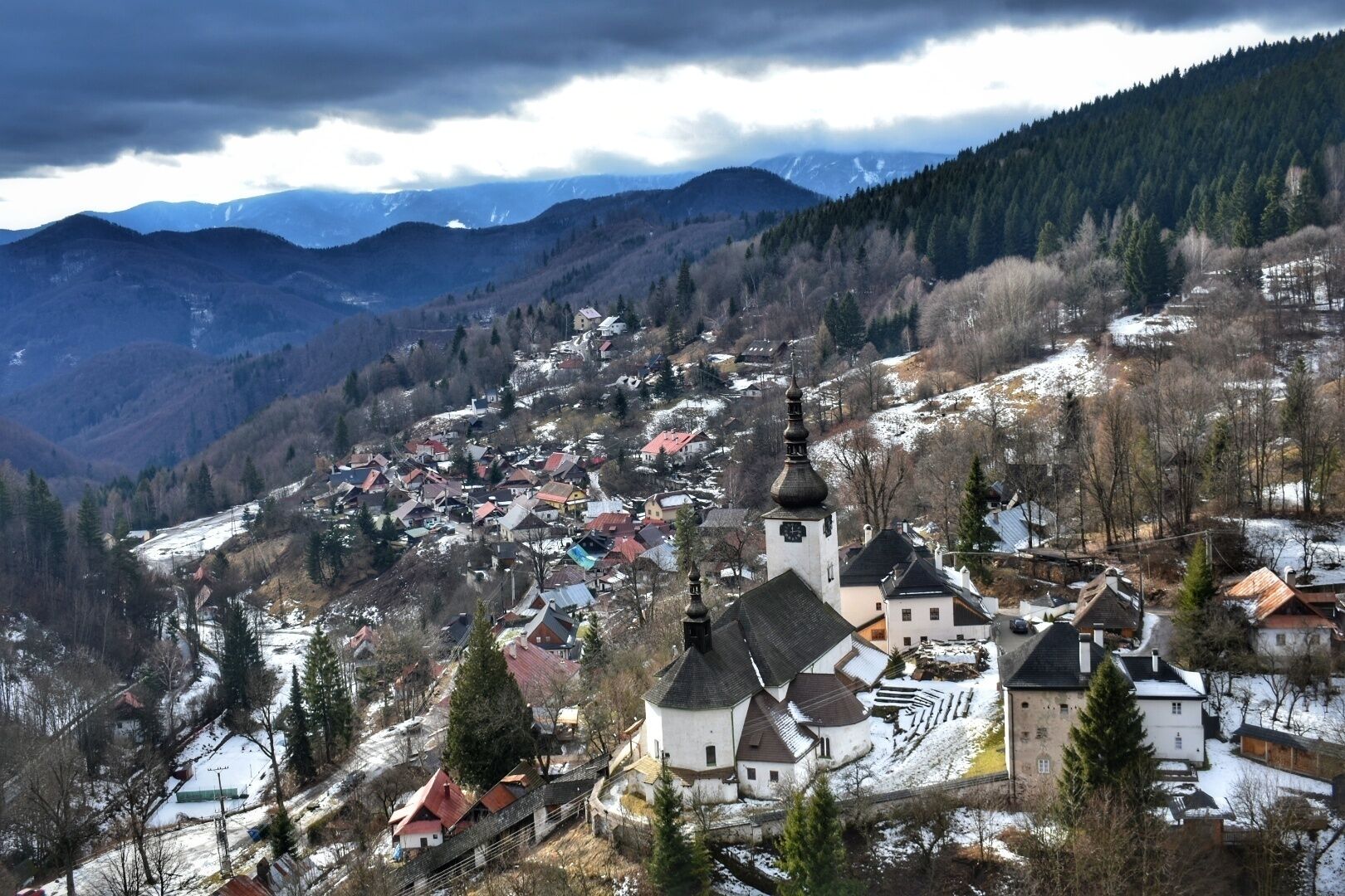 The former mining village Špania Dolina is undoubtedly one of the most beautiful in Slovakia. Copper and silver ores were mined here in the past.
#History
#LifeAtExpediaGroup
#Travel