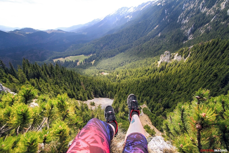1300 meters up, 500 meters to go! #justkeepclimbing #travel #romania #hiking #colorful #mountains #piatracraiuluimountains #ontheedge #Takeahike