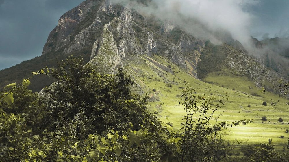 Awesome sight in a beautiful little village. Really easy and rewarding hike if you want to get to the top.