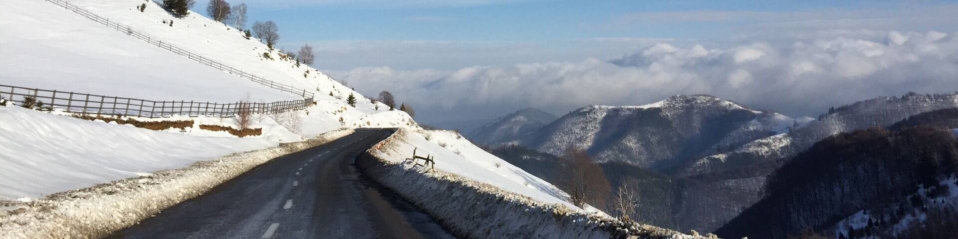 Driving from #sibiu to Paltinis a must for every visitor in the area - you will be able to ski or hike and enjoy a view like this #roadtrip