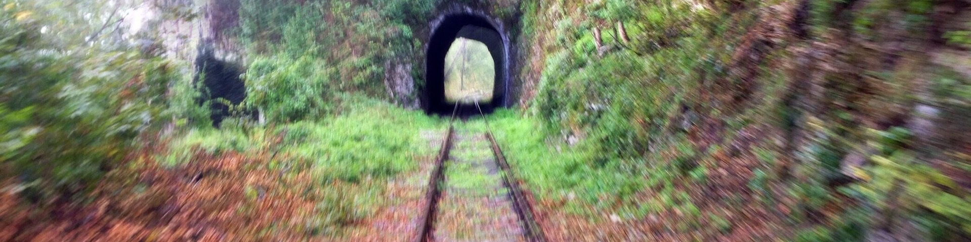 Rediscovering the oldest railway in Romania http://www.welcometoromania.ro/Oravita/Oravita_Oravita_Anina_r.htm
#roadtrip