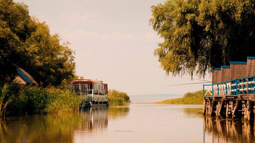 'Our tent ended up being the only one on the beach, so a very intense feeling of solitude grabbed a hold of me. I kept staring at the white sand beach, at the blue sky, and at the quiet sea and the only thing on my mind was an ‘activity’ I am not very familiar with: doing nothing (and I admit that I can’t go on with it for more than 24 hours!). Swimming in the sea, watching the seagulls, dinner on the beach… time flew by and it was suddenly morning, time to take in a glorious sunrise!'
#NationalPark