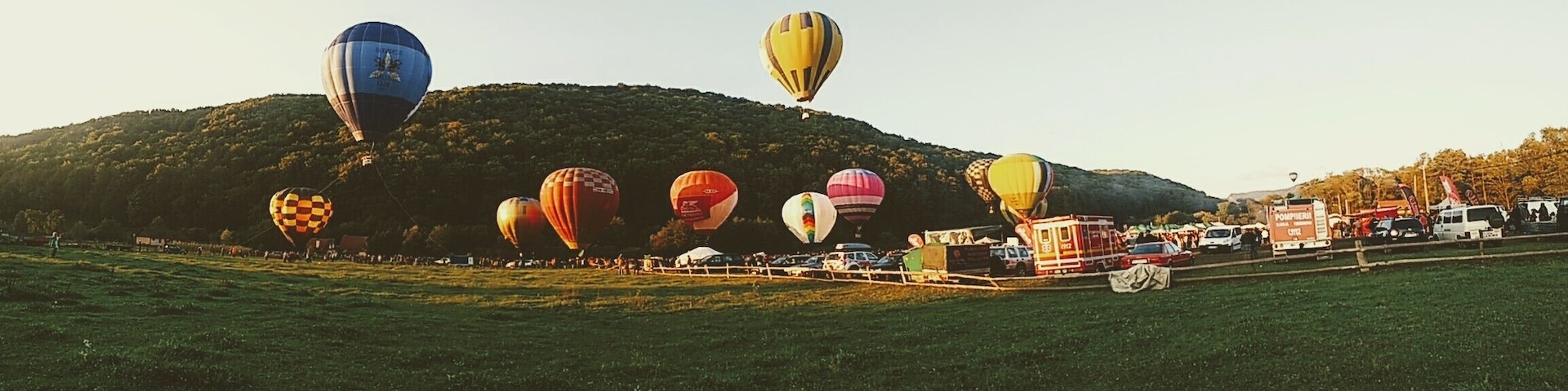 International hot air balloon #Festival. Impressive show at dusk, in a beautiful area of Romania.
#colorful