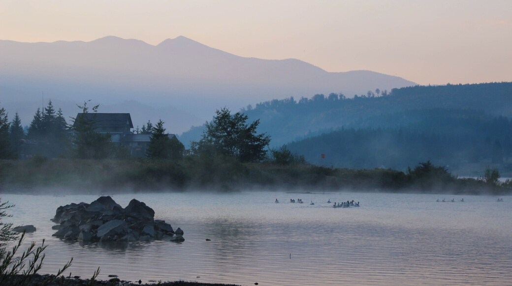 Colibita, my favorite lake in Romania!