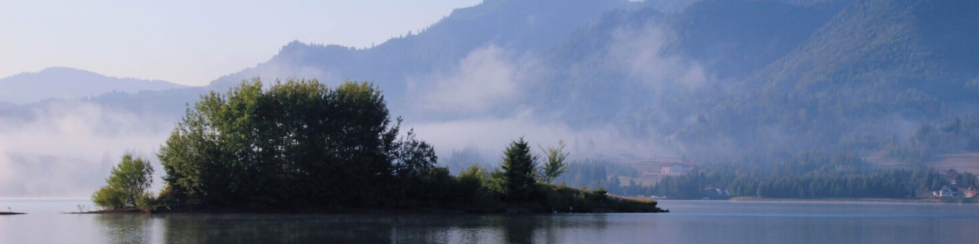 Colibita, my favorite lake in Romania!