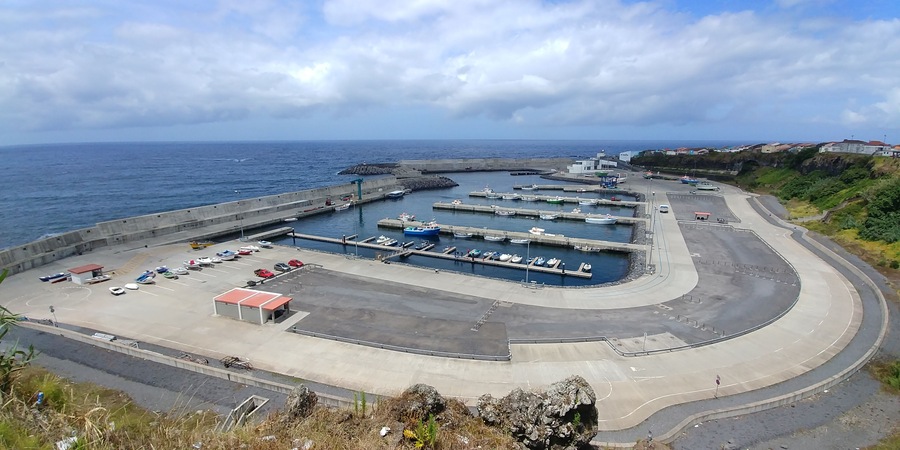 Porto de Rabo de Peixe.