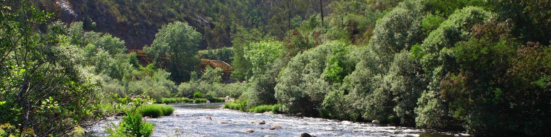 Espiunca is a small village in Rio Paiva (Paiva River).
A new wooden walkway is almost ready which will take us for a 10km walk along the river banks or you can adventure in one of the few paths along the mountain.
Some river beaches can be found and used :-)
There's nothing around: just the sound of the river and the sound of Nature!
Portugal