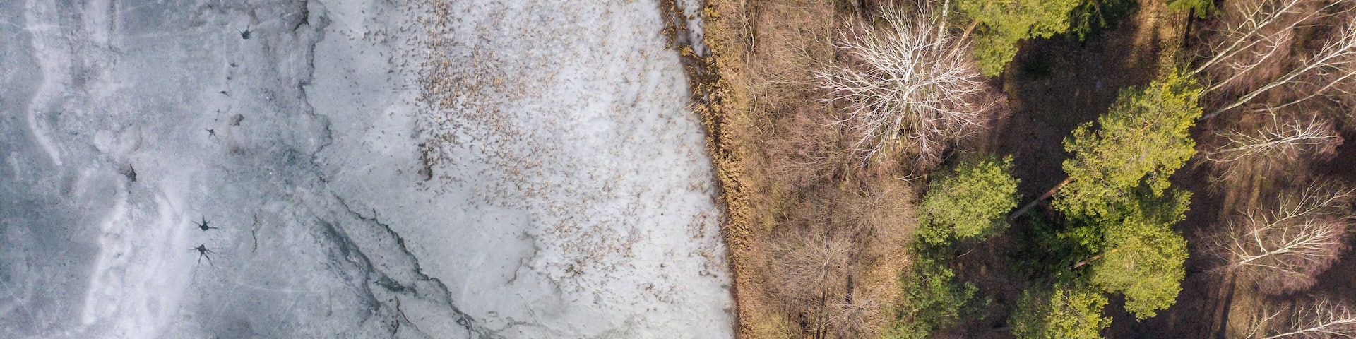 Small but amazing lake in the Poland.
#bvsquad #poland #drone