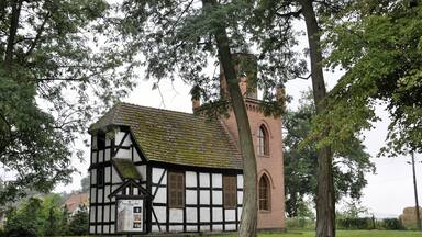 gmina Nowe Warpno, koĆciĂłĆ ewangelicki, ob. rzym.-kat. fil. p.w. Ćw. Huberta, XVIII