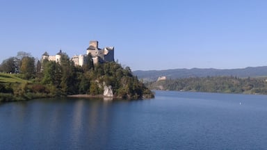 View on castle in Niedzica.
