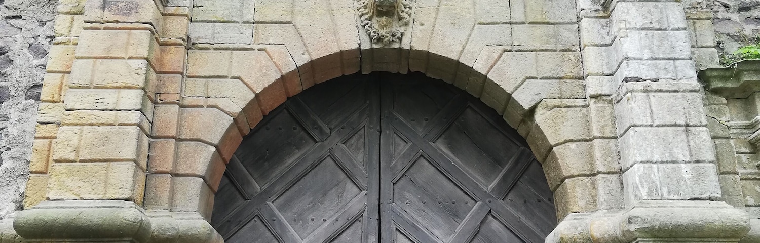 Gate of the castle Świny