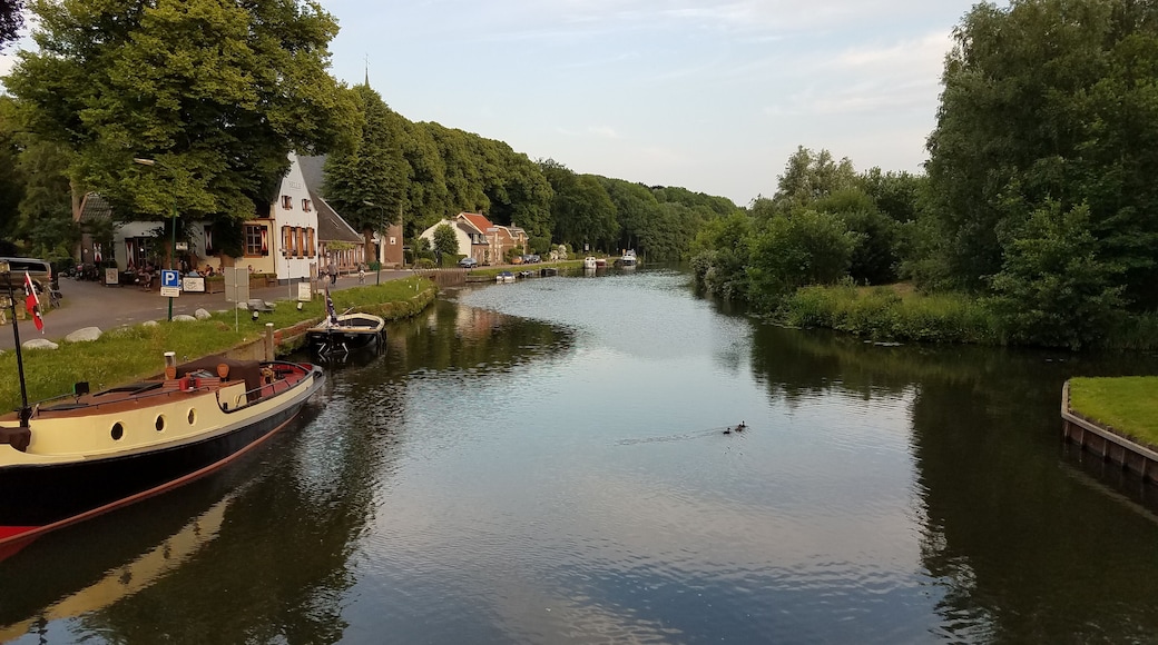 Crossing the bridge gives you a picture worthy of a 1000 piece puzzle.
#adventure