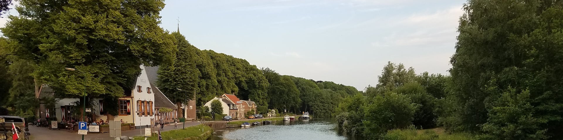 Crossing the bridge gives you a picture worthy of a 1000 piece puzzle.
#adventure