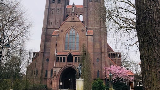 This little town was so picturesque that I was busy too busy soaking it up rather than taking more pictures.