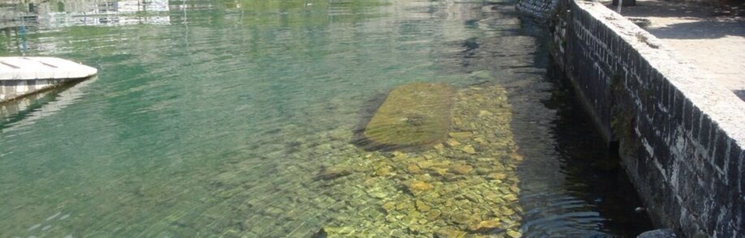 The moat at the old fort....Pretty isn't it!