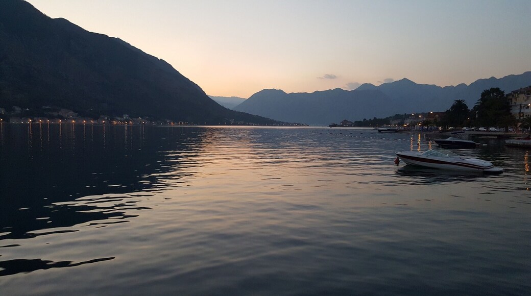 You like sunsets at sea level ? Try this one in Kotor, Montenegro. You get to see the sun disappear behind those beautiful mountains. (Kotor is very touristy but very beautiful. Advice: stay for a few days 2-3 days, hike 1 or 2 mountains and move on to the next location, you still have so much to see!)
#montenegro #kotor, #hiking #mountains #nature #sunset