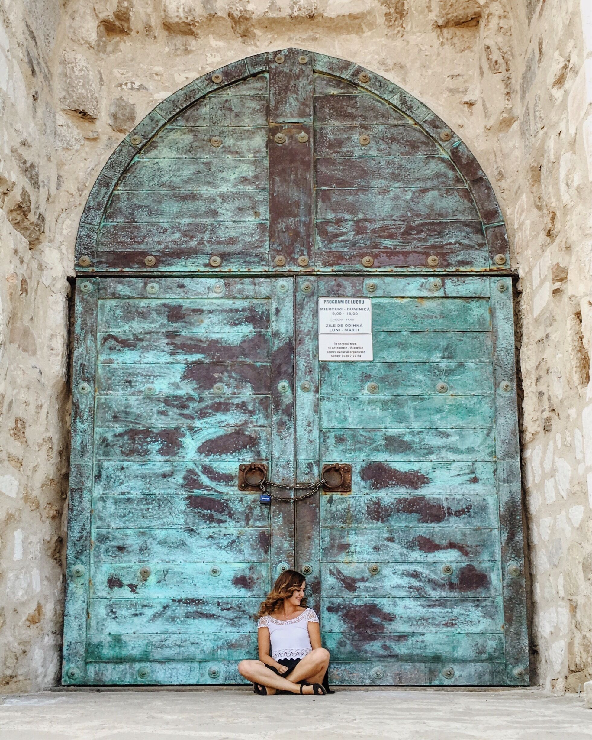 A pretty gate I found somewhere in Moldova.