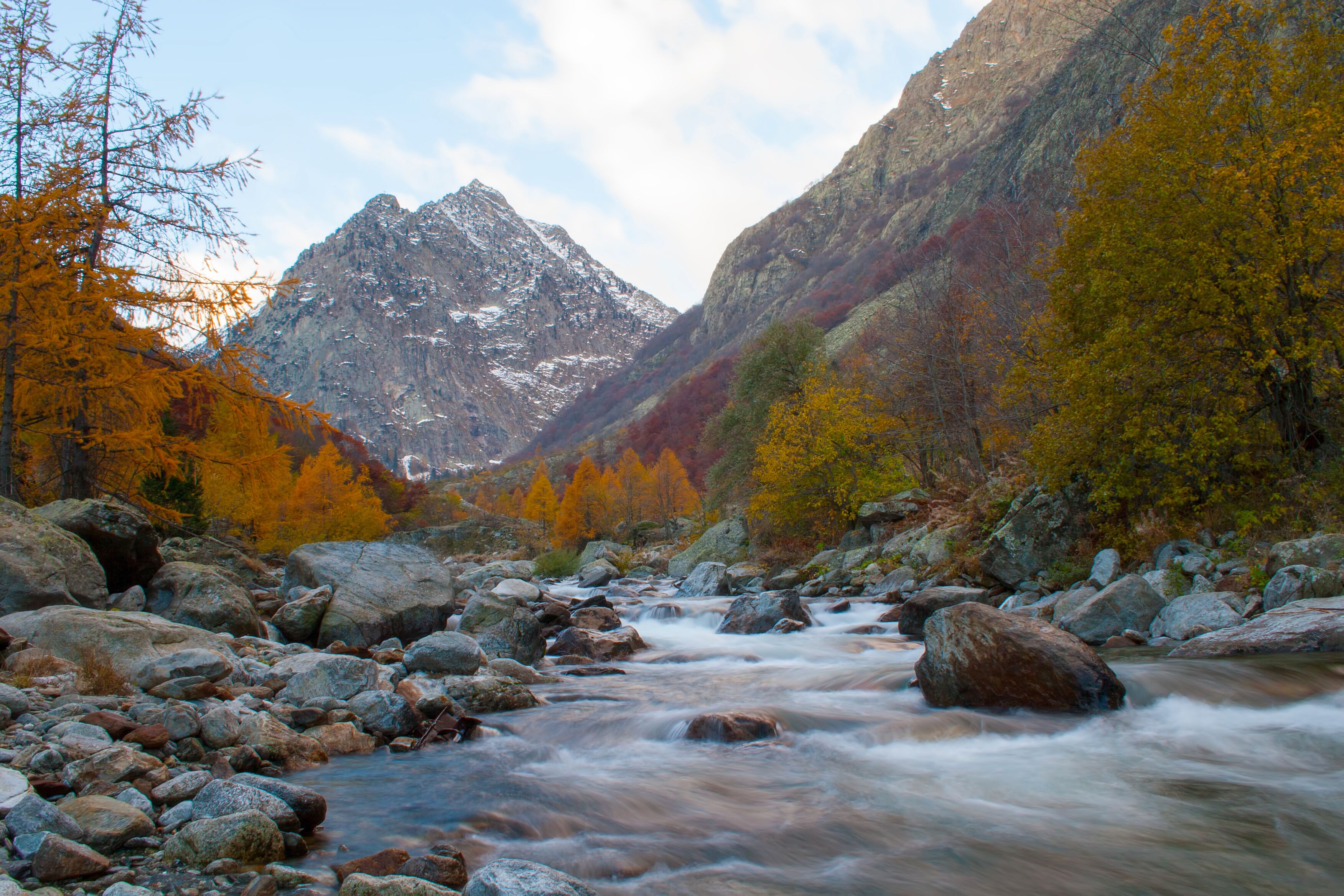 il fiume Gesso in Autunno