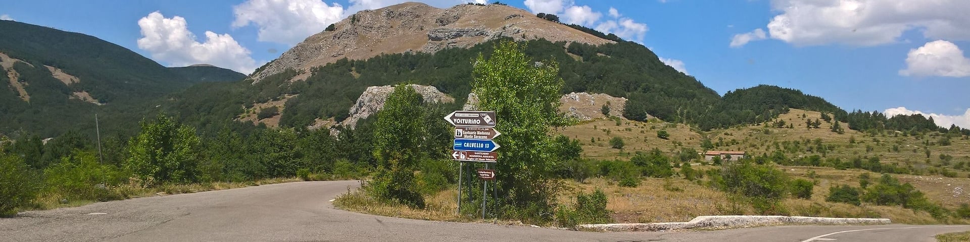 All'incrocio per il Monte Volturino