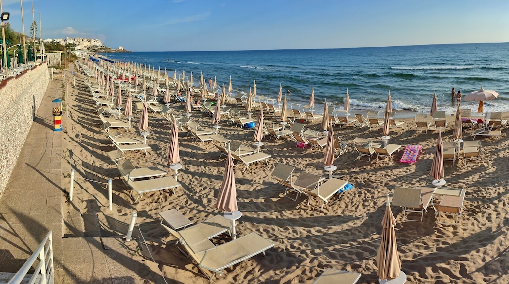 Sperlonga - Foto panoramica del Lido La Nave sulla Spiaggia di Ponente