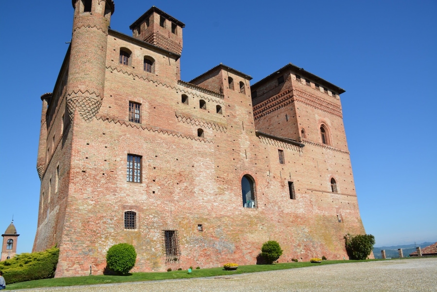 #grinzanecavour #piedmont #italy