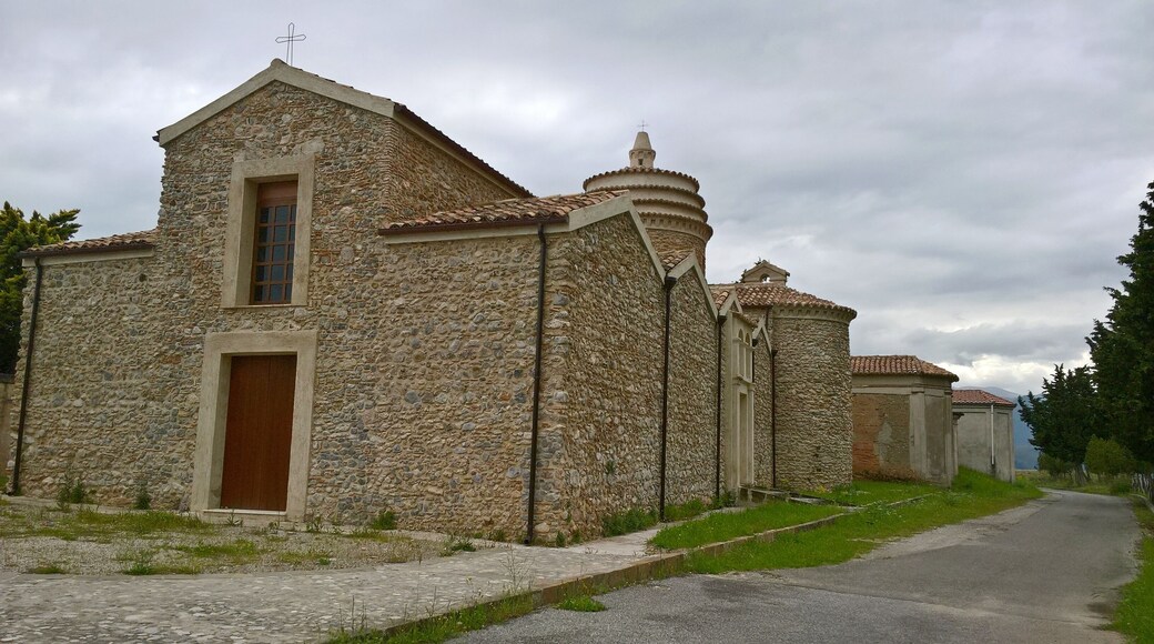 Frascineto - Chiesa San Pietro