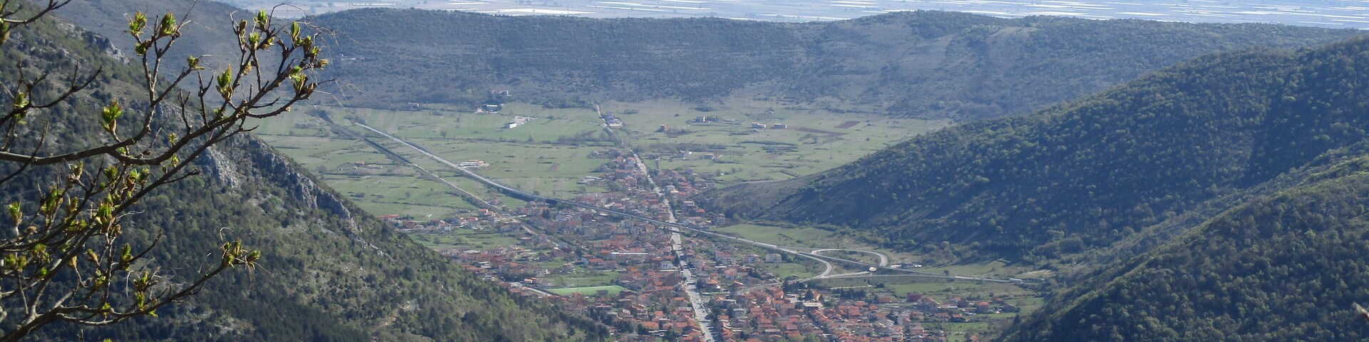 Veduta di Capistrello dall'altopiano della Renga