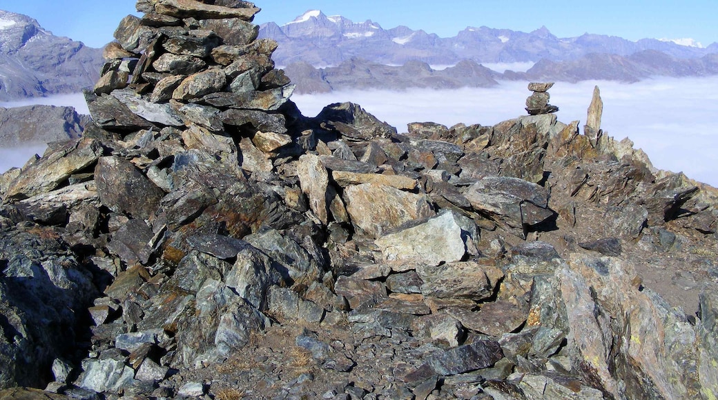 Punta Rossa di Sea (TO, Italy): in the background Gran Paradiso and Monte Rosa