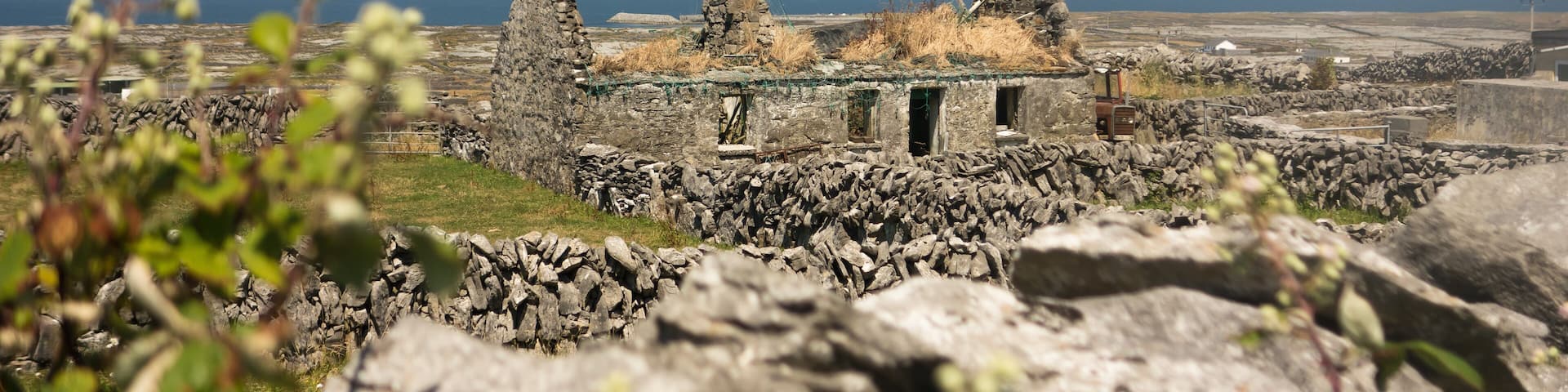 Ruined, abandoned cottage on Inishmaan (Inis Meain), one of the Aran Islands off the coast of Galway in the west of Ireland.