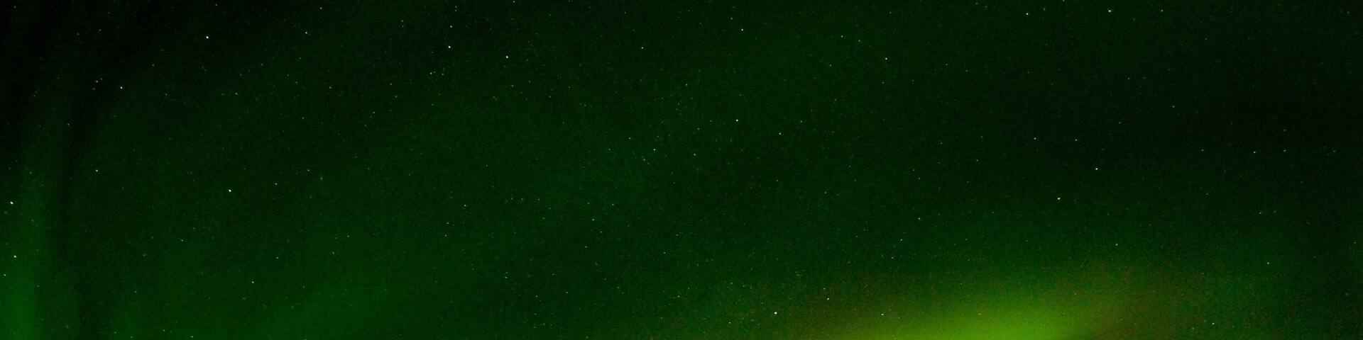 #NorthernLights #Iceland #LifeatExpedia #Green