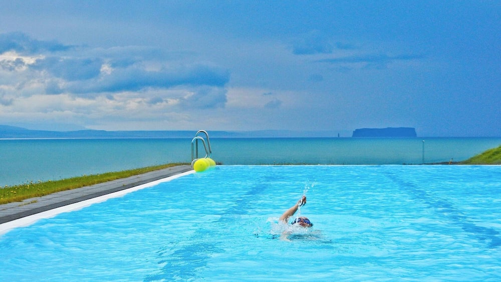 You can swim in the poll like in ocean. #blue