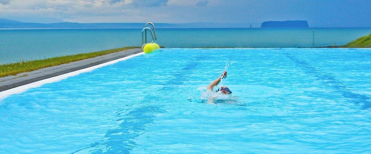 You can swim in the poll like in ocean. #blue