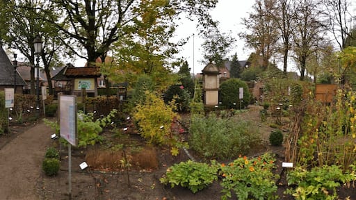Panorama des Apothekergartens im Quellengrundpark in Borken-Weseke