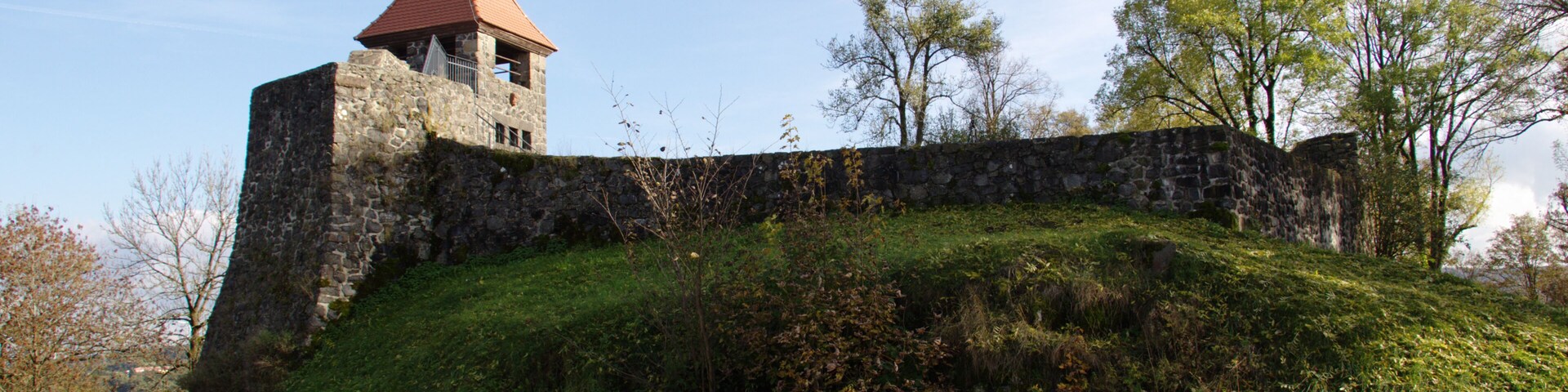This is a picture of the hessian Kulturdenkmal (cultural monument) with the ID