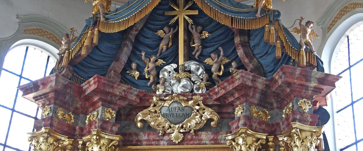 Pfarrkirche Mariä Himmelfahrt in Thannhausen (Schwaben); Detail des Hochaltarauszuges, 19. Jh.