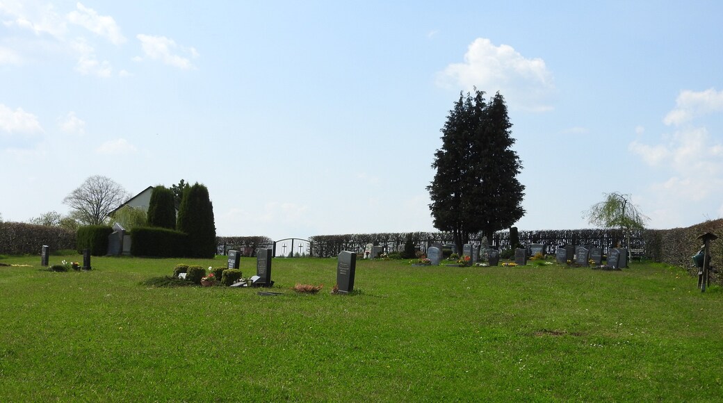 Friedhof in GrĂ€fenwarth, ThĂŒringen