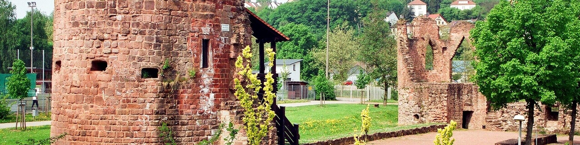Köllerbach (Püttlingen), the ruins of the Bucherbach Castle