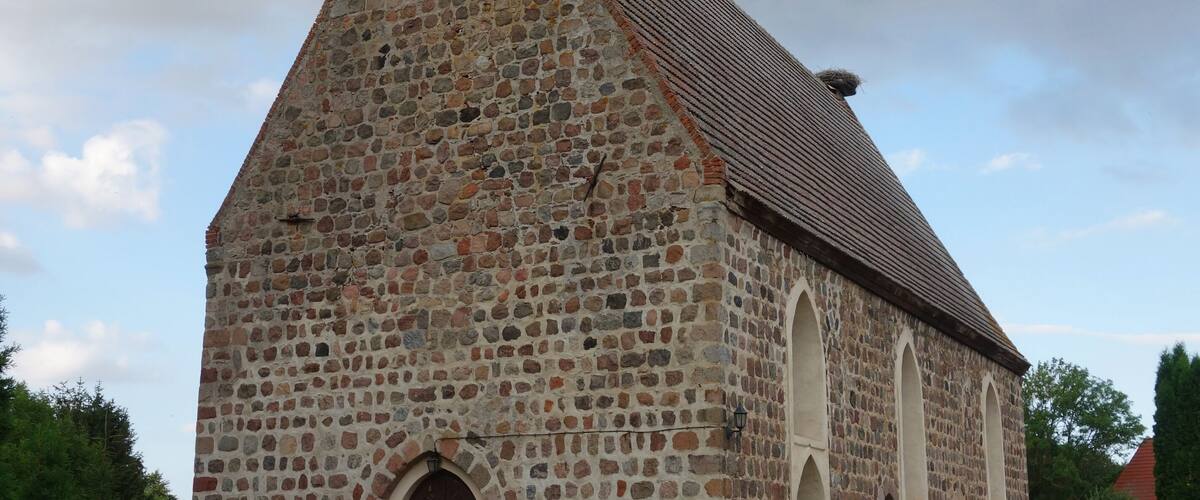 This is a picture of the Brandenburger Baudenkmal (cultural heritage monument) with the ID