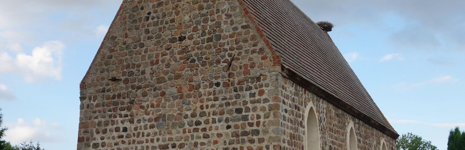 This is a picture of the Brandenburger Baudenkmal (cultural heritage monument) with the ID