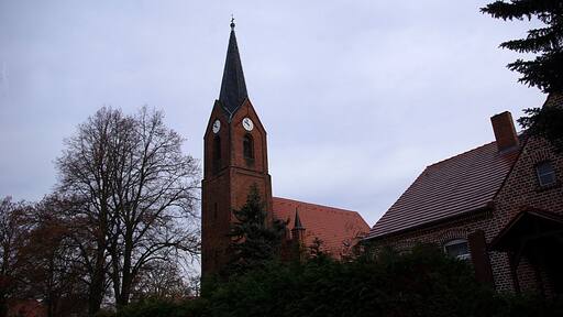 Baruth/Mark in Brandenburg. Die Kirche im Ortsteil Petkus steht unter Denkmalschutz.