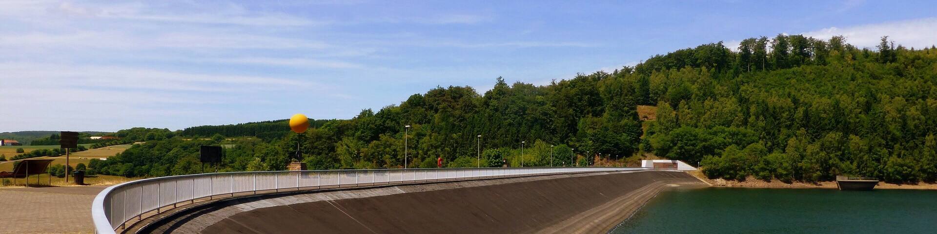 Nonnweiler â Dammkrone der Primstalsperre