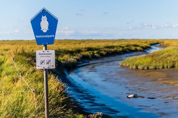 Hinweisschild zum Nationlpark Wattenmeer