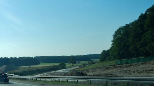 Baustelle der Autobahn BAB A8 und der Eisenbahn-Neubaustrecke (NBS) Suttgart–Ulm im Juli 2014