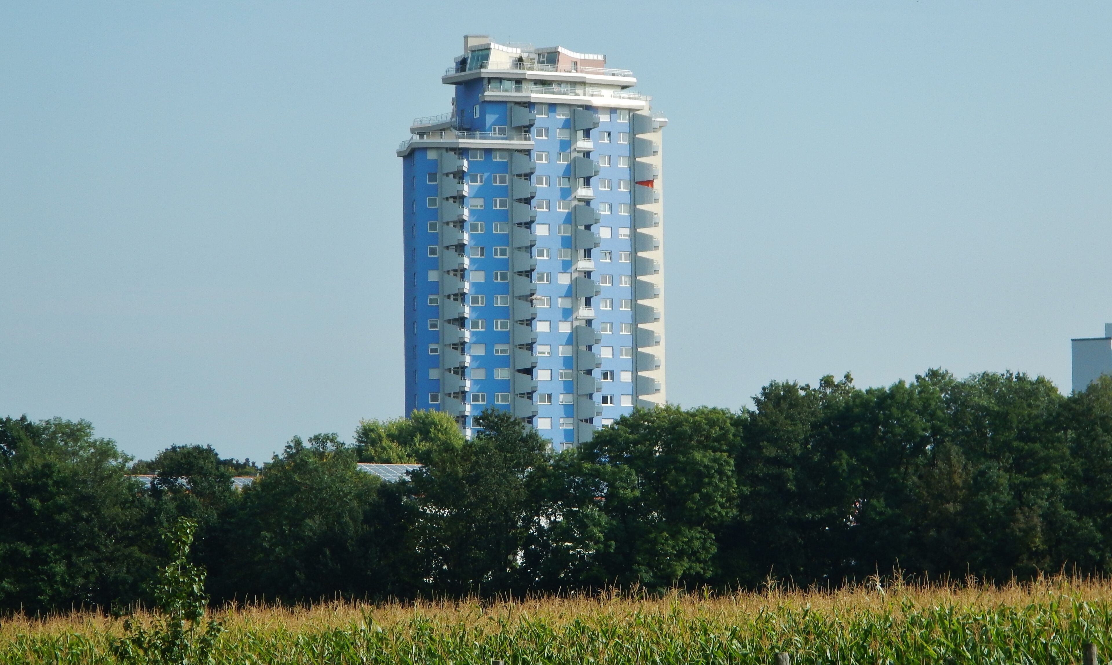 Hochhaus Salute, Sautterweg 5 von Hans Scharoun (mit Wilhelm Frank), 1961-63