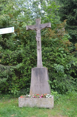 Merzhausen, Kreuz Dorfstraße