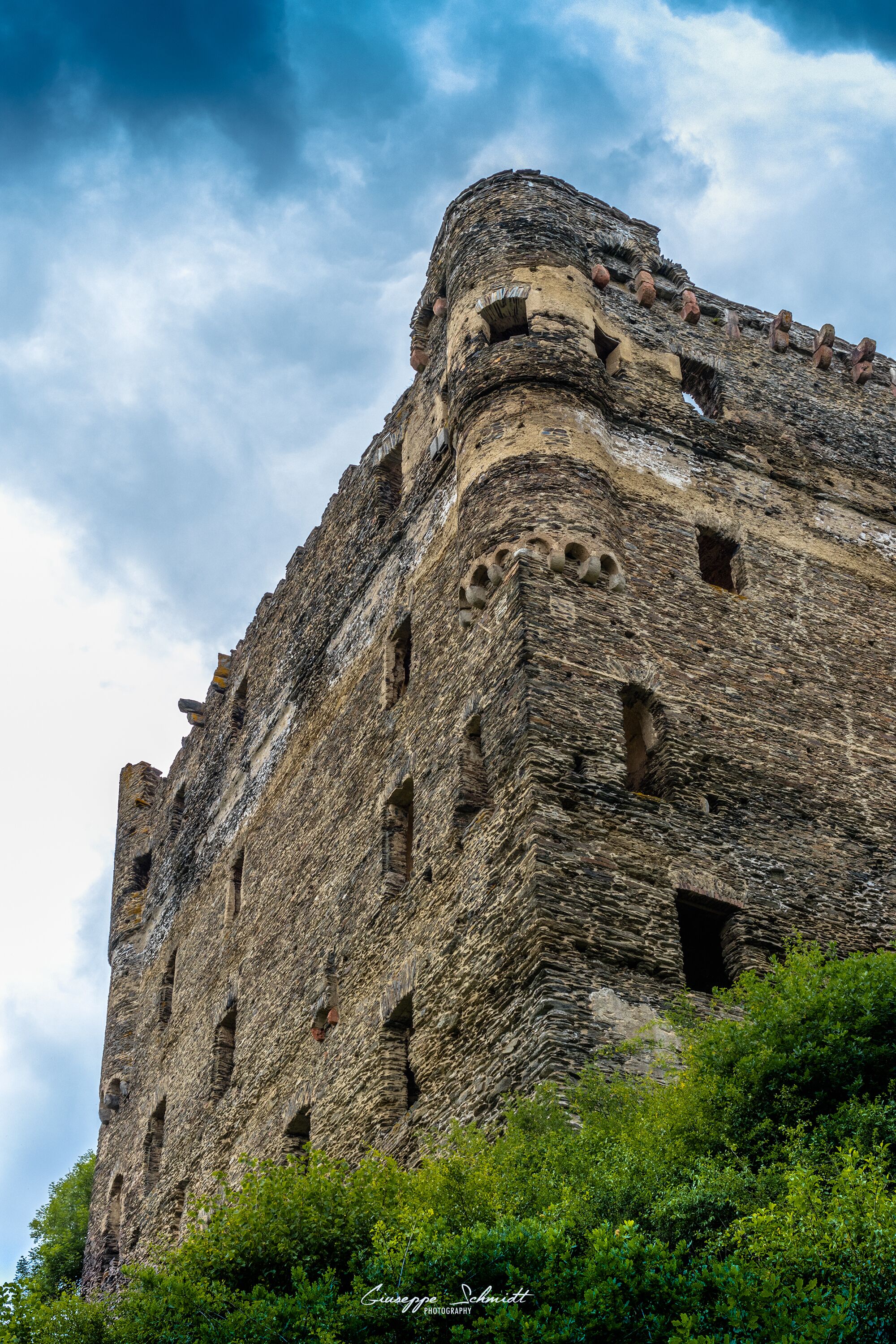 Great Ruin to discover along the route called "Masdascher Burgherrenenweg" (Traumschleife). #traumschleife #balduinseck