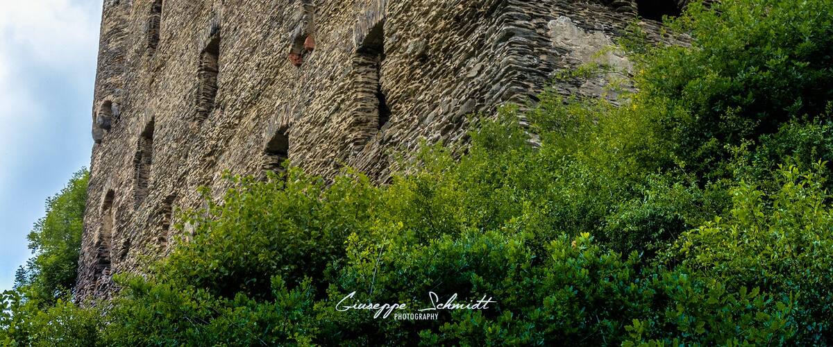 Great Ruin to discover along the route called "Masdascher Burgherrenenweg" (Traumschleife). #traumschleife #balduinseck