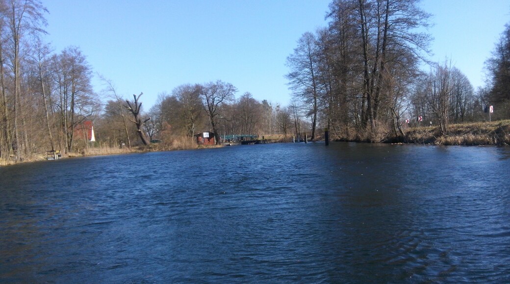 Finowkanal - in Richtung Schleuse Ruhlsdorf
