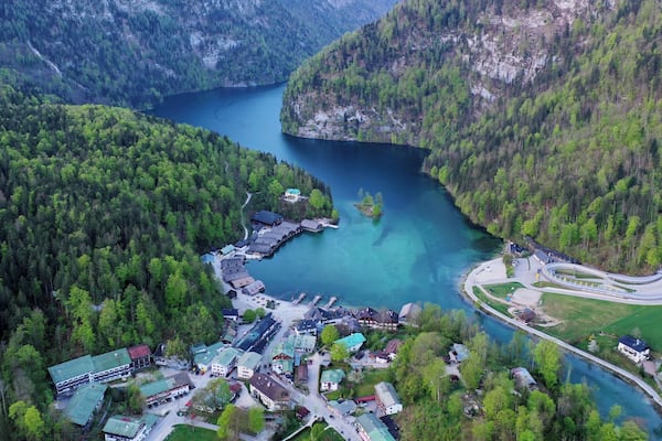 The peaceful and beautiful Lake Königssee in the monrng.